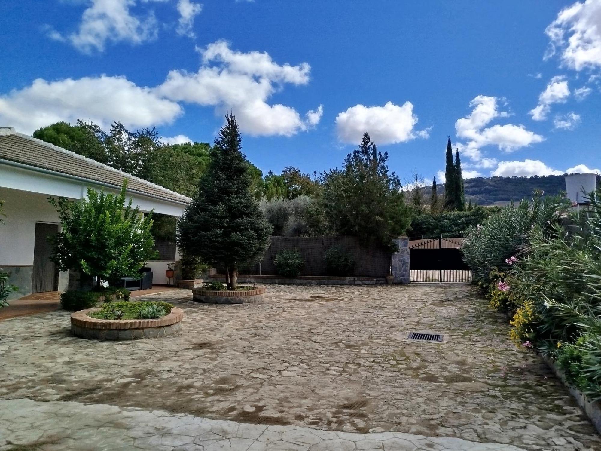 Casa Rural La Maestra 론다 외부 사진