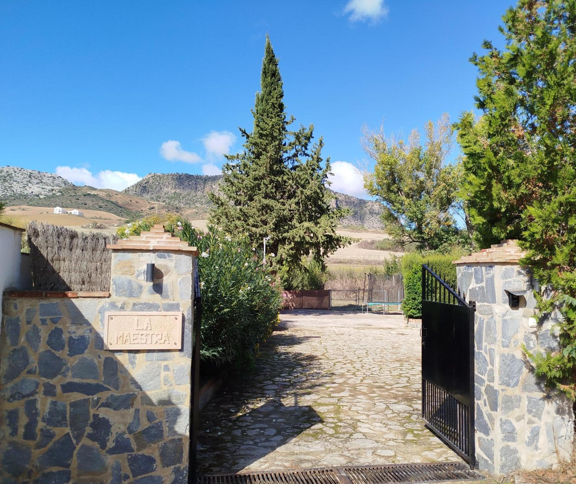 Casa Rural La Maestra 론다 외부 사진